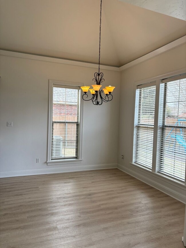 Foto del edificio - Great Gated Community Home