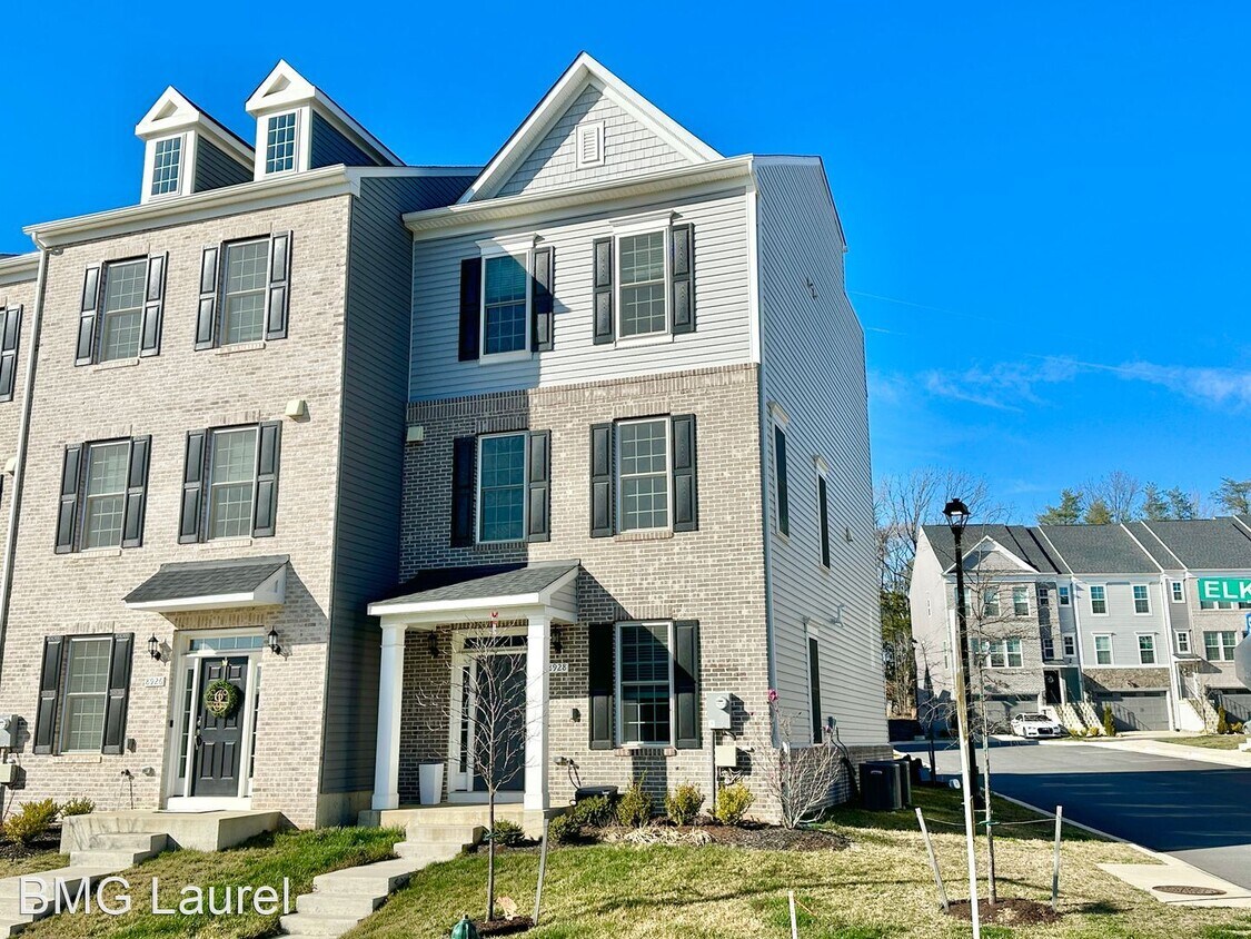 4 br, 3.5 bath House 8928 Elk Ave House Rental in Upper Marlboro