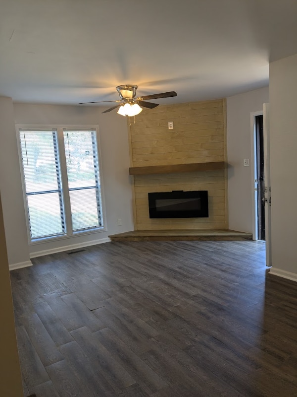 Foto del edificio - 2111 Peppertree St