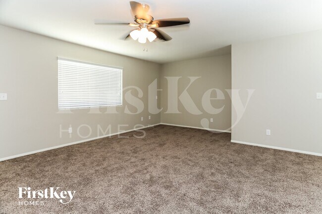 Building Photo - 3837 S Syracuse Dr