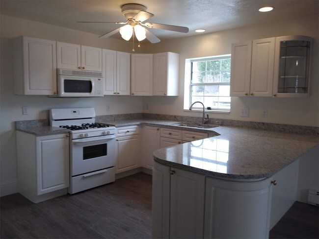 Foto del edificio - 446 W 1600 N