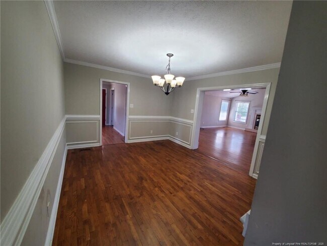 Foto del edificio - 6070 Camden Rd