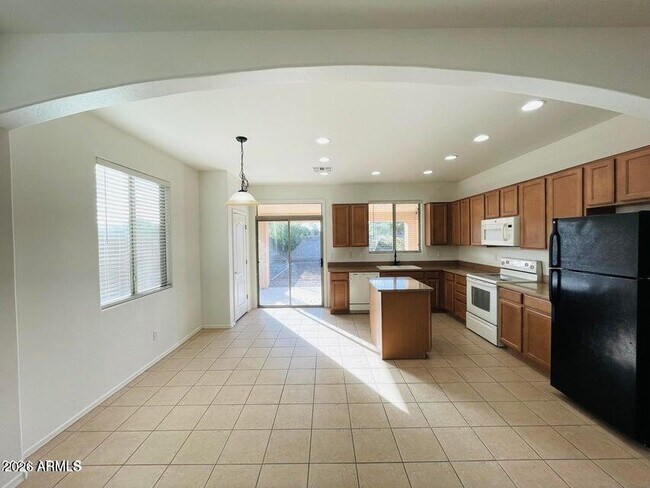 Foto del edificio - 28488 N Sunset Dr