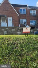 Building Photo - 523 E Tabor Rd