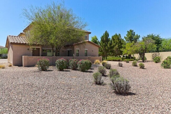 Foto del edificio - 15042 N 142nd Ln