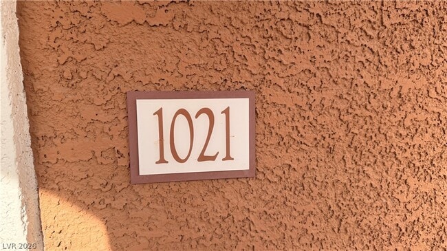 Building Photo - 830 Carnegie St