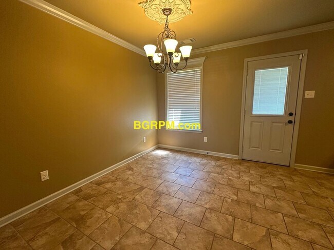 Foto del edificio - 3 Bd, 2 BA, Home in Ward
