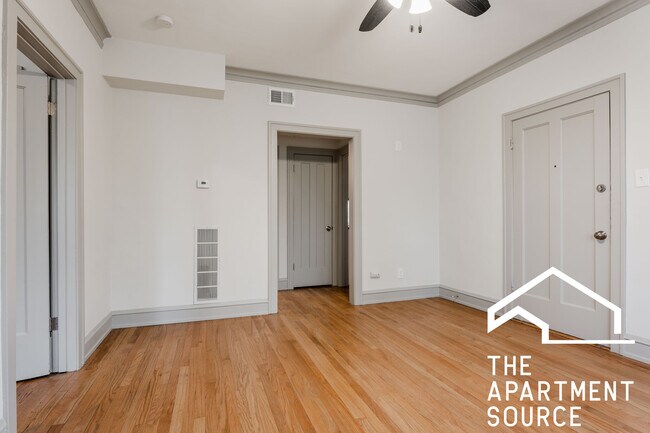 Foto del edificio - 3754 W Huron St