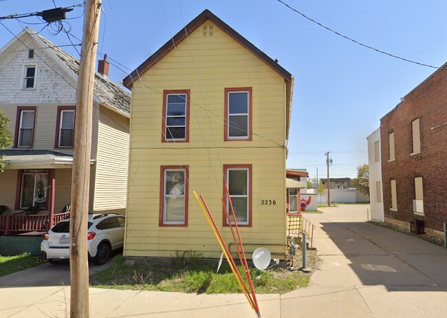 Foto del edificio - 2236 Central Ave