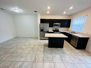 Building Photo - 346 NE 208th Terrace