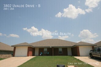 Building Photo - 3802 Uvalde Dr