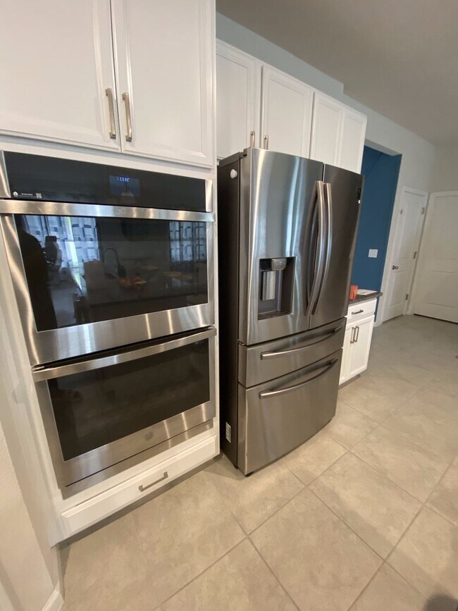 Foto del edificio - 4 Bedroom Single Family Home in Saint Cloud