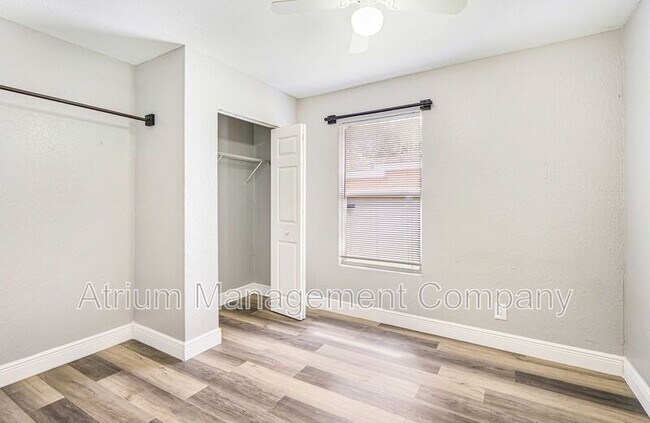Foto del edificio - 3703 E North Bay St
