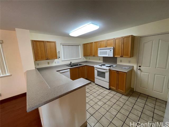 Building Photo - 94-1009-1009 Lawakua Loop