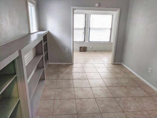 Foto del edificio - 98 W Esther