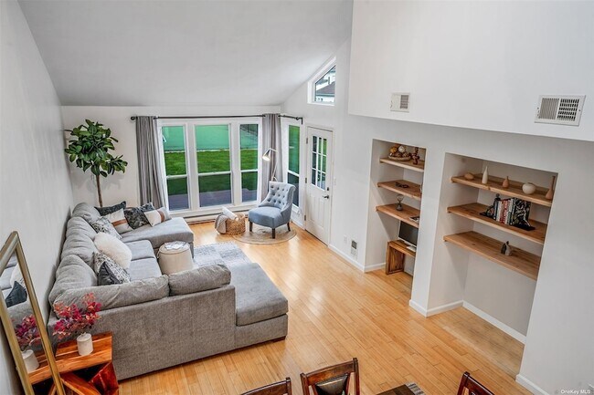 Foto del edificio - 24 Timber Ridge Drive
