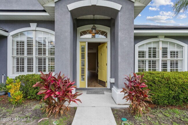 Building Photo - 13260 Bonaparte Ln