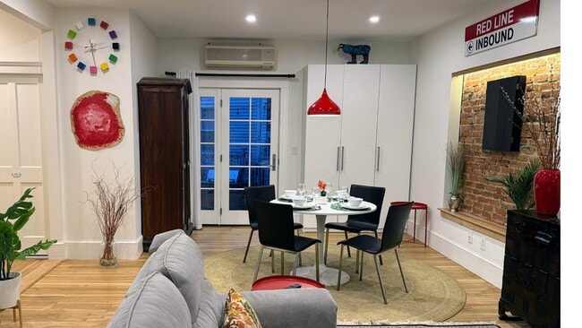 Building Photo - 37 Fairfield St