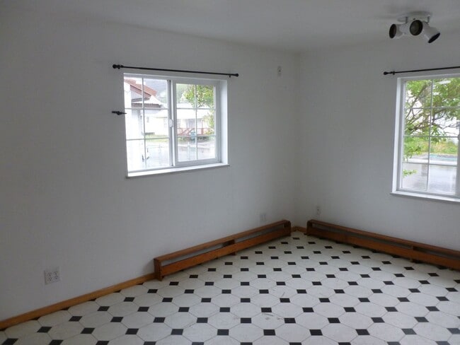 Foto del edificio - 616 Willow St