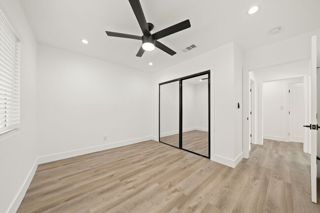 Building Photo - 4832 Downey Ave