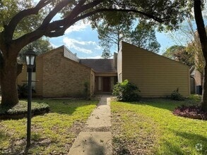 Building Photo - 7411 Betanna Dr