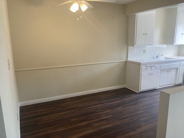 Foto del edificio - 241 E. Alameda Ave