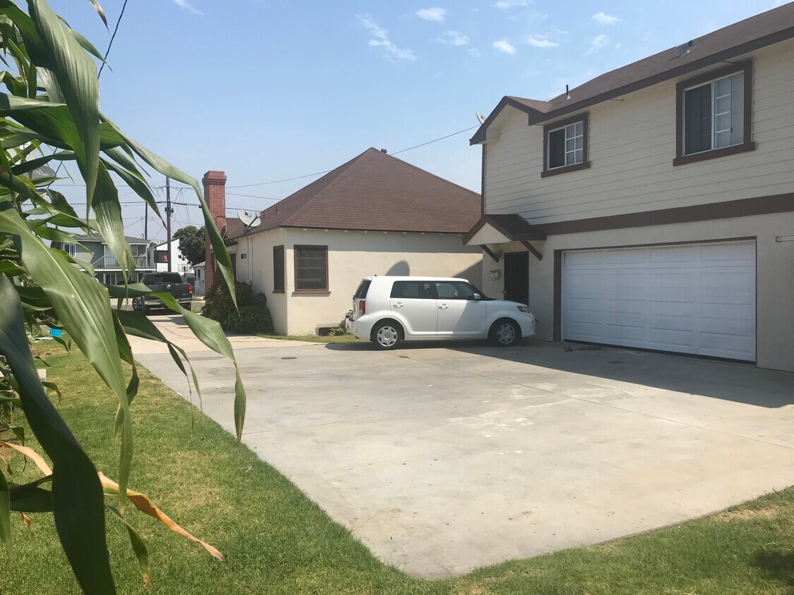 Foto principal - 524 Ponoma St