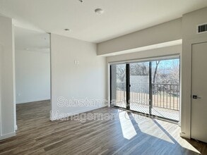 Building Photo - 1653 Midtown Pl