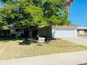Building Photo - 3385 Claremont Ave