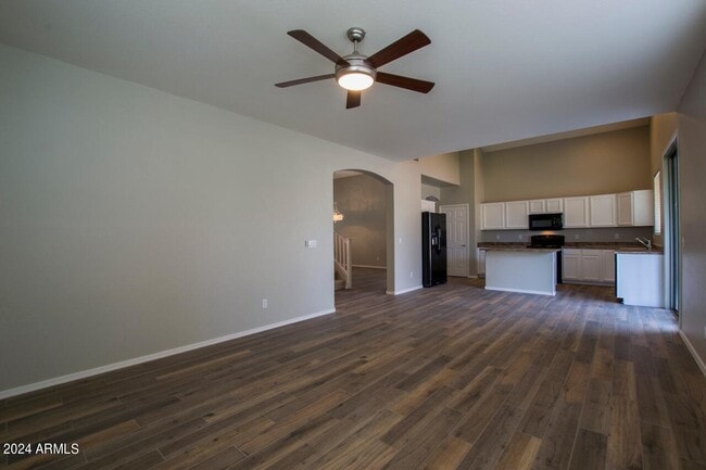 Building Photo - 3690 E Janelle Ct