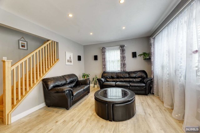 Building Photo - 33-06 Norwood Dr