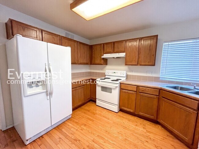Foto del edificio - 7324 Edgebrook Dr
