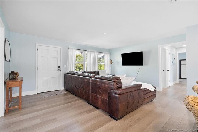 Foto del edificio - 901 E Madison Ave