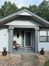 Building Photo - 26 Eleanor Ln Building Photo - 26 Eleanor Ln