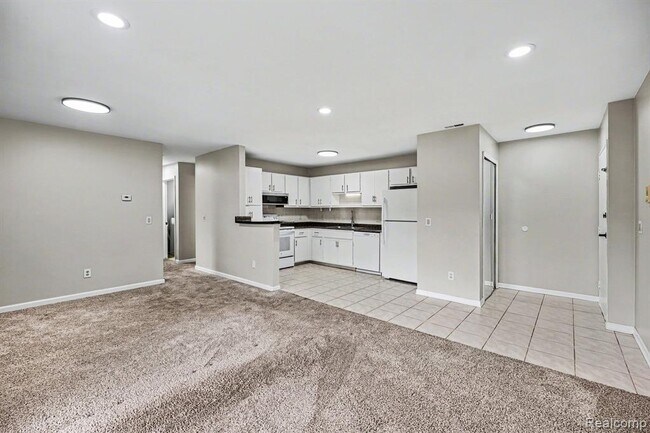 Foto del edificio - 15142 Seagull Dr