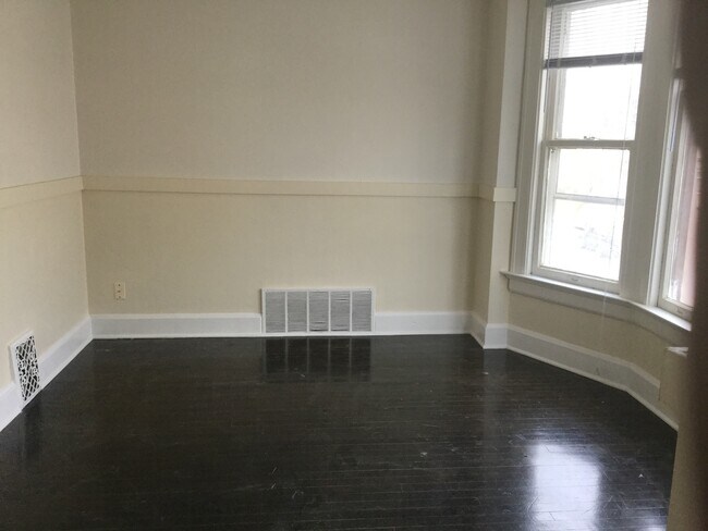 Foto del edificio - 3913-3915-3915 W Walnut St