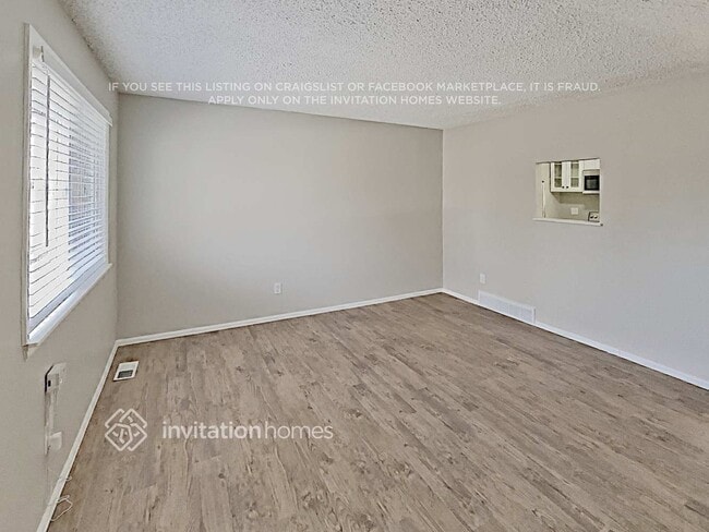 Foto del edificio - 1839 S Mobile St