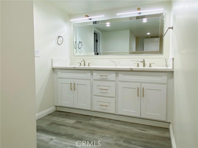 Building Photo - 1127 E Del Mar Blvd