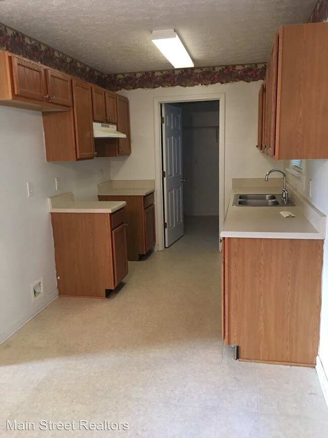 Building Photo - 3 br, 2 bath House - 35 Raven Wood Dr