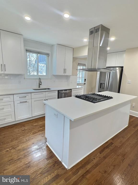 Foto del edificio - 88 54th St SE