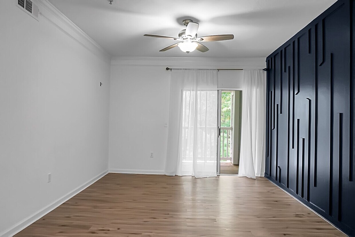 Foto principal - MOVE IN SPECIAL - 50% off First Month's Re...