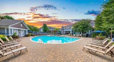 Building Photo - MAA Cool Springs