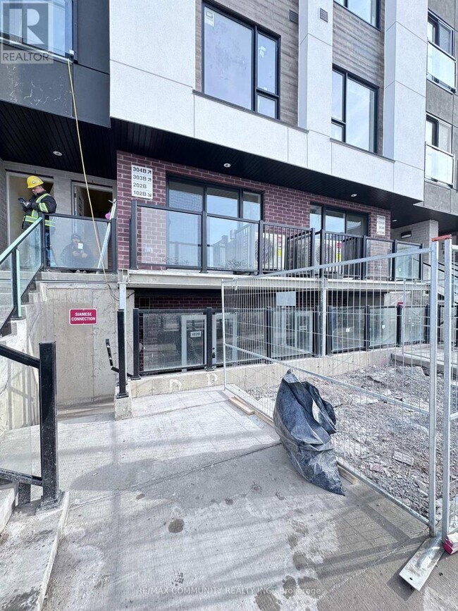 Photo du bâtiment - 16 Melbourne Ave