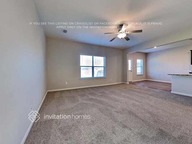 Foto del edificio - 137 Magnolia Dr