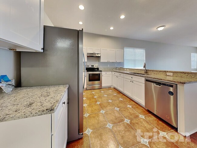 Foto del edificio - 34418 Smart Dr