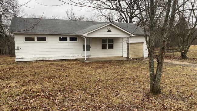 Foto del edificio - 3 Bedroom, 1 Bathroom Home Close to Fort Leonard Wood
