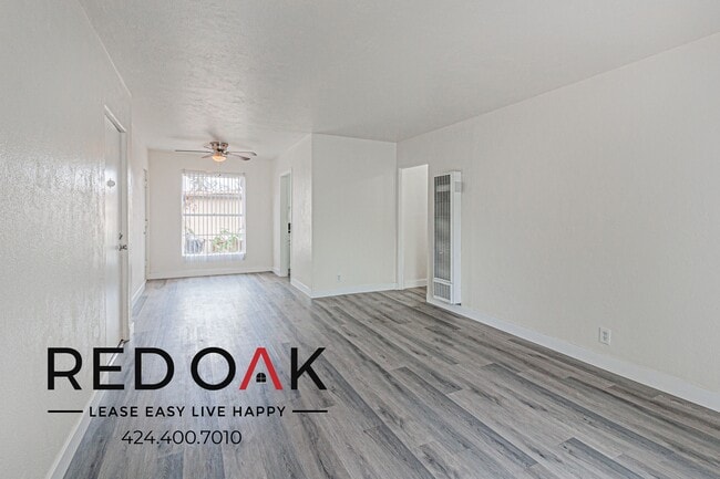 Building Photo - 8308 Crenshaw Blvd