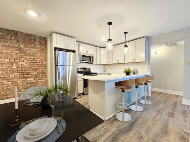Foto del edificio - 2 bedroom in CHICAGO IL 60610