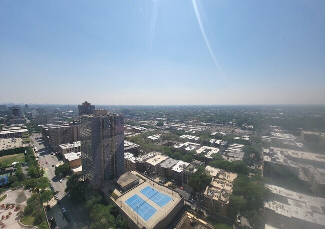 Foto del edificio - 5415 N Sheridan Rd