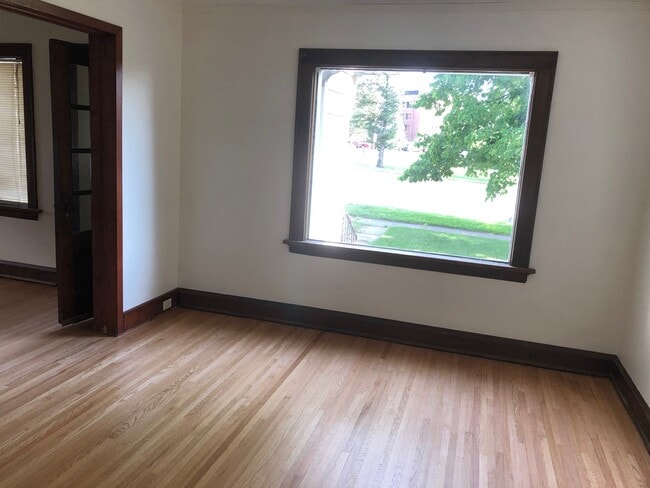 Foto del edificio - 1940 Lawn St